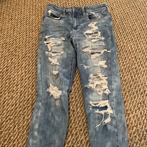 American eagle ripped jeans